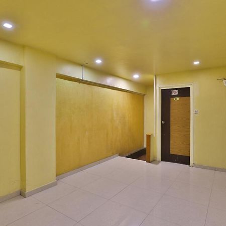 Spot On Hotel Shreeji Palace Ahmedabad Exterior photo